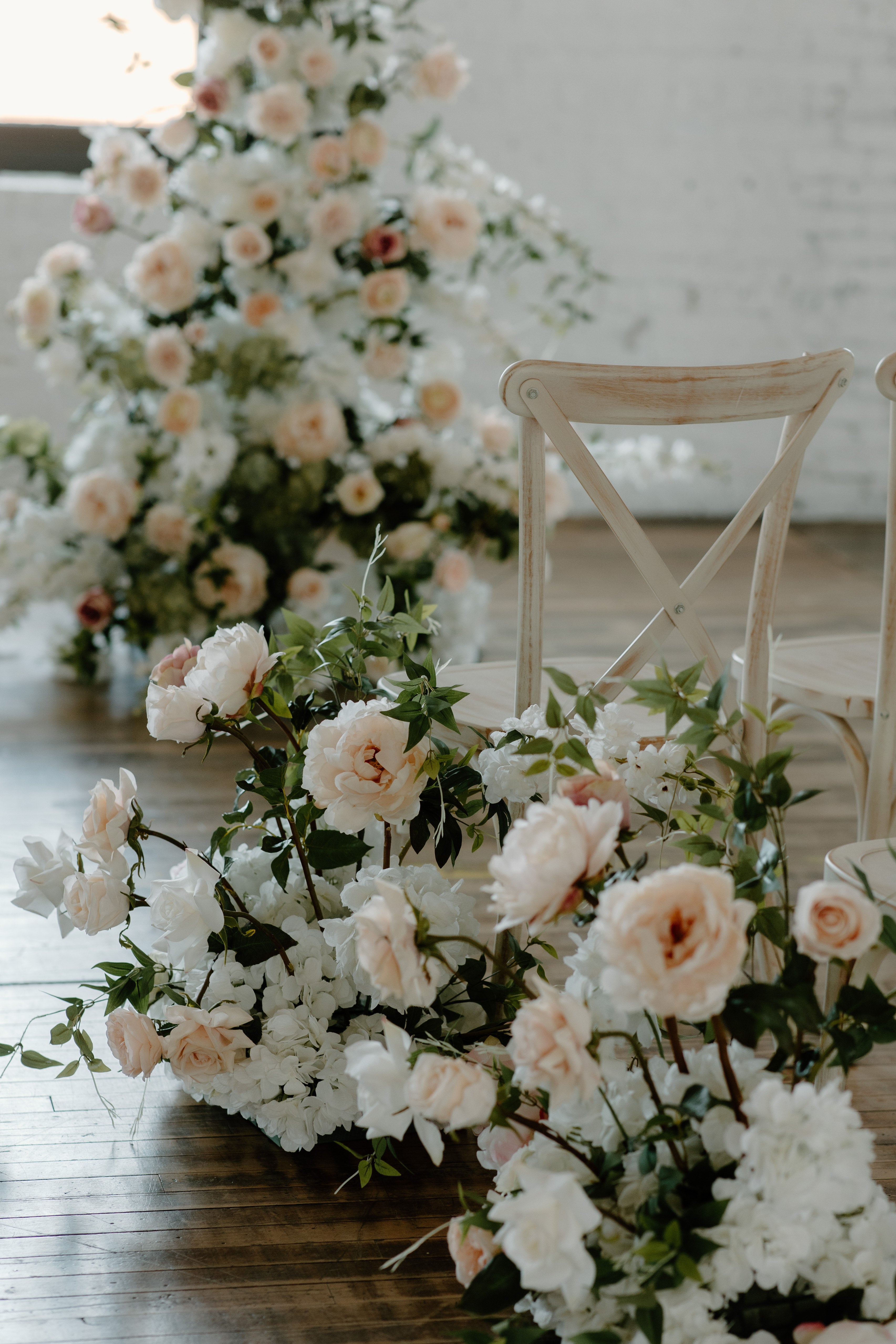 Delilah Aisle Flowers rental for weddings in Chicago and Naperville