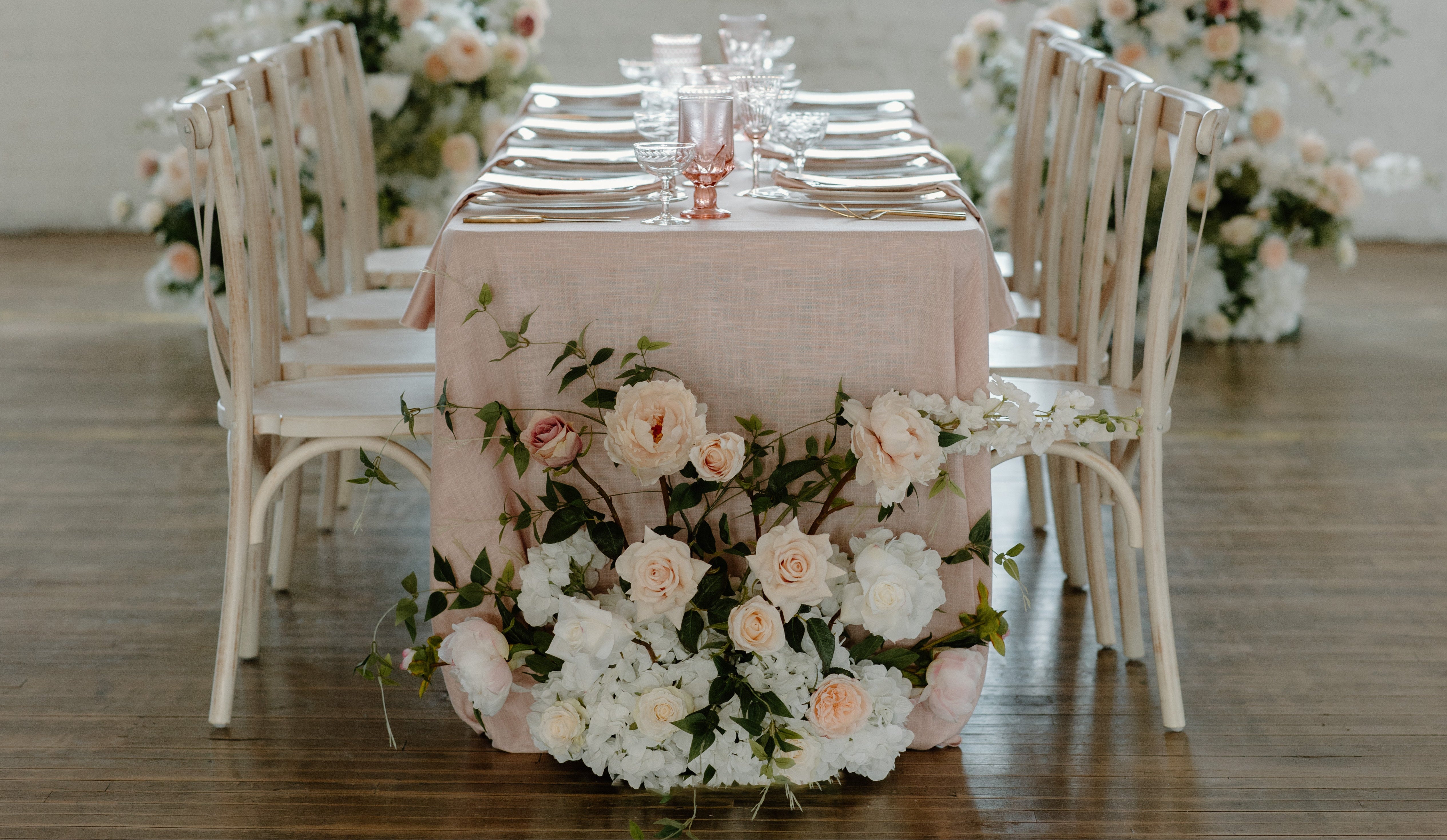 Delilah Aisle Flowers rental for weddings in Chicago and Naperville